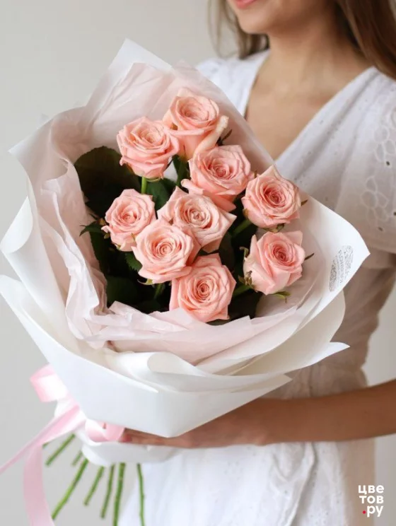 Монобукет из 9 нежно-розовых роз